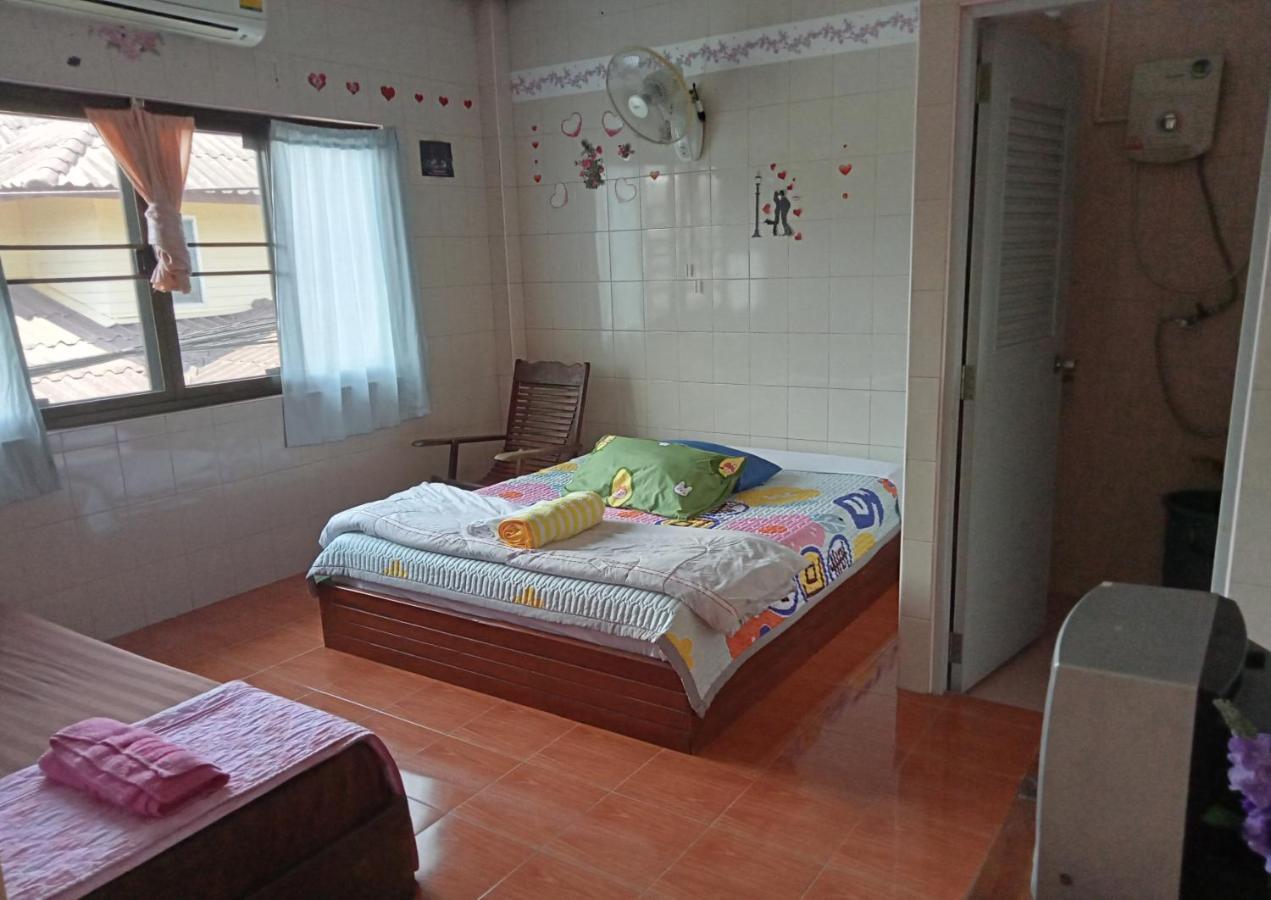 Np Guesthouse 达叻府 外观 照片