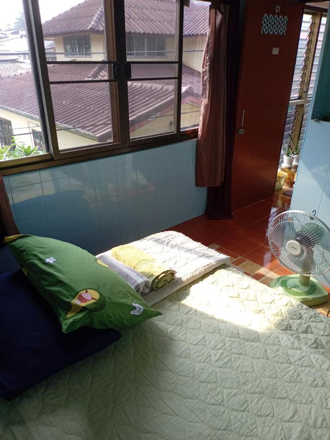 Np Guesthouse 达叻府 外观 照片